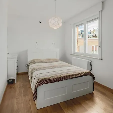 'lentezon' Aan De Belgische Kust דירה